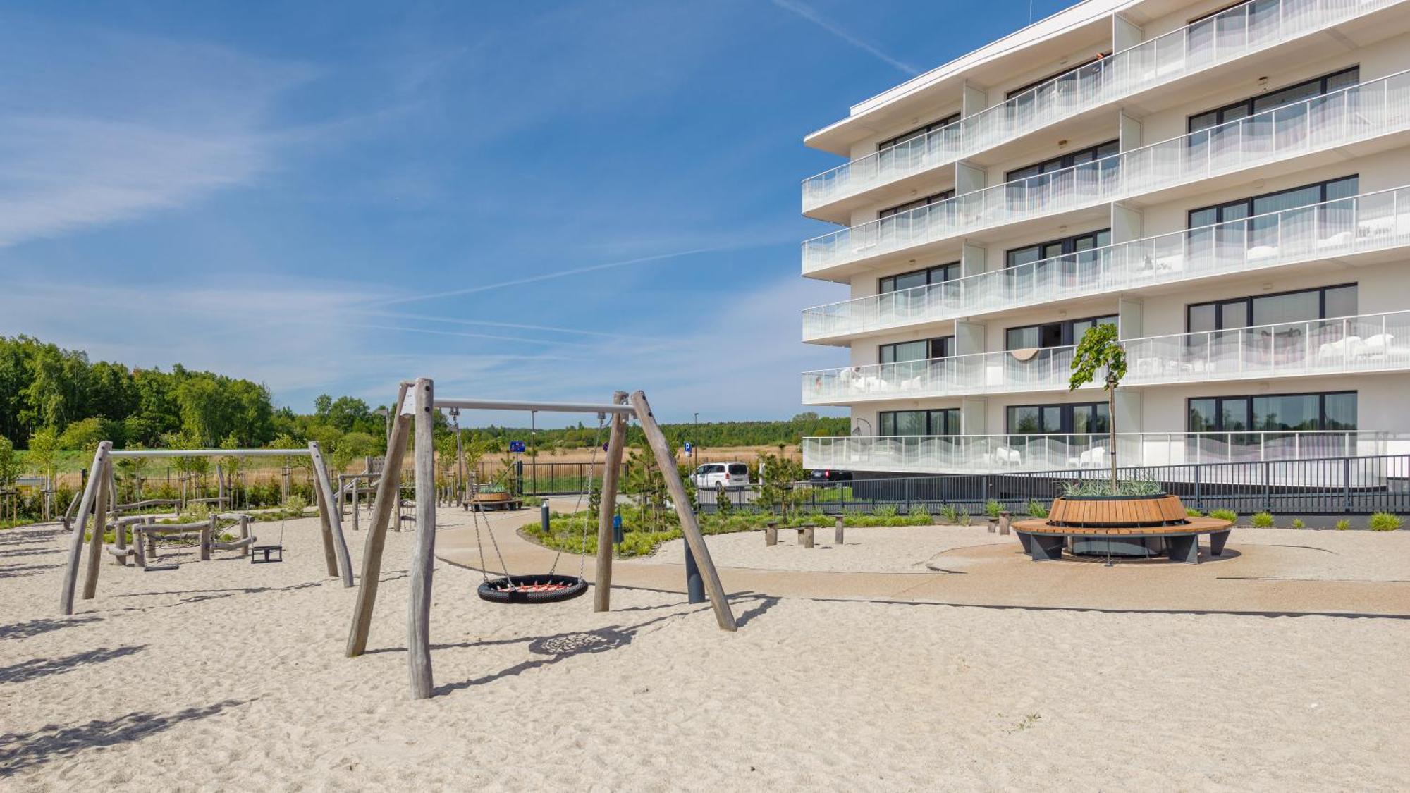 Apartament Lux Tukan B004, Polanki Aqua - Holiday City Колобжег Екстер'єр фото